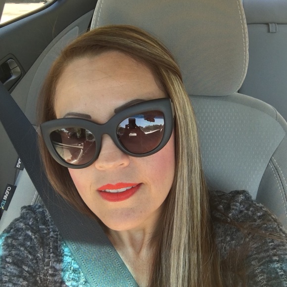 Profile Picture of Wanda Quiles (@wandamarerro) on Poshmark