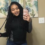 Profile Picture of Danni Starr (@queen_starr_2.0) on Instagram