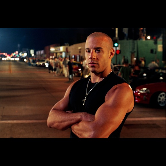 Profile Picture of Daniel Garin (@dan6500) on Poshmark