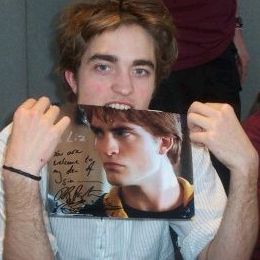 Profile Picture of 🫶 (@robertfeedz) on Tiktok