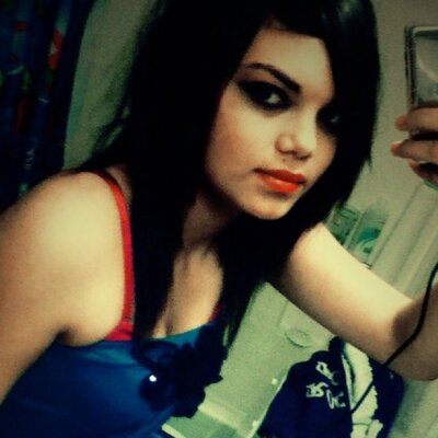 Profile Picture of Rosa Valdivia (@rosavaldivia11) on Twitter