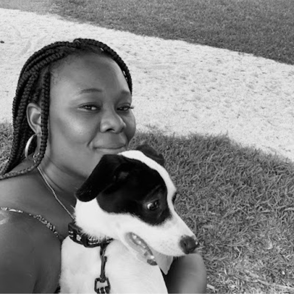 Profile Picture of Bernadette Pierre noel (@bernadettepi738) on Poshmark