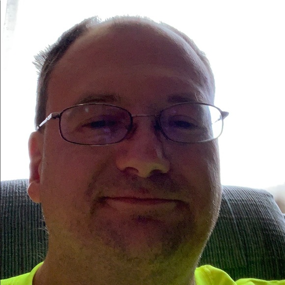 Profile Picture of David Mosier (@davidmosier) on Poshmark