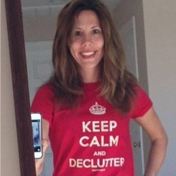 Profile Picture of Jean Linder organizing (@bluejean_blue) on Poshmark
