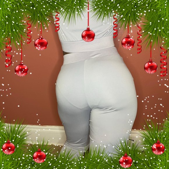 Sophia Stephenson - Poshmark Profile Picture of Sophia Stephenson (@sophiastephe426) on Poshmark