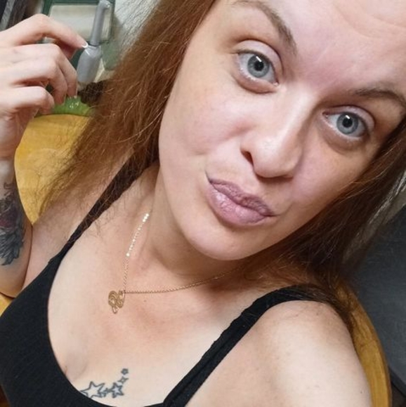 Profile Picture of Seanda Nicole (@seanda771) on Poshmark