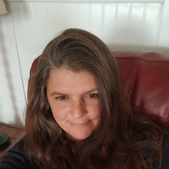 Amelia Arriens - Poshmark Profile Picture of Amelia Arriens (@ameliaarriens) on Poshmark