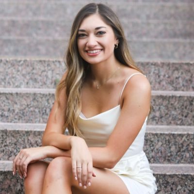 Profile Picture of Brittney Lawrence (@brittnaay13) on Twitter