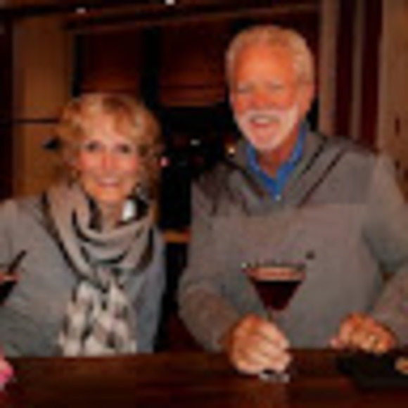 Profile Picture of Alex & karen Currie (@akcurrie68) on Poshmark