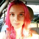 Profile Picture of Jessica Swearingen (@records2thehead) on Instagram