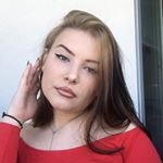 Profile Picture of Julia Miernikiewicz (@julamiernikiewicz) on Instagram