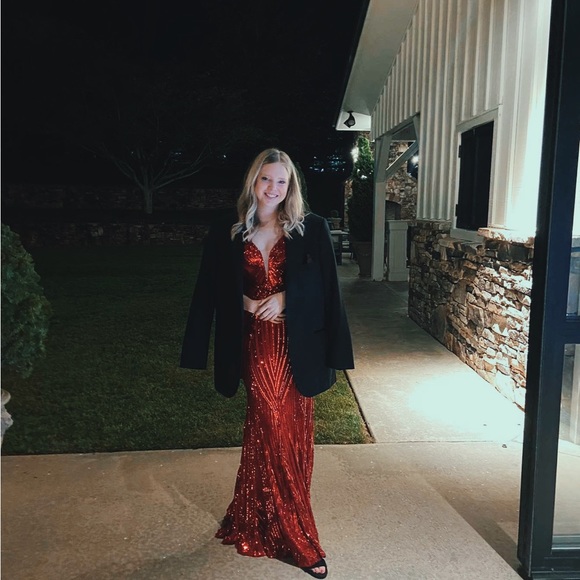 Profile Picture of Anna Buffington (@anna_buffington) on Poshmark