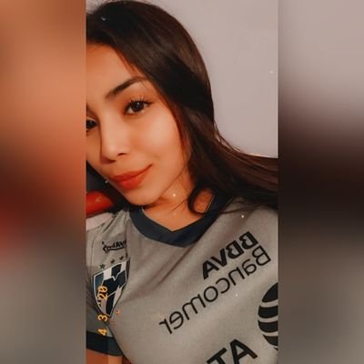 Profile Picture of Aracely Enriquez  ☀ (@Aracellyen) on Twitter