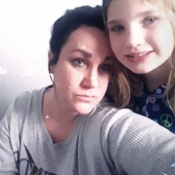 Profile Picture of Jessica Hartson (@jessicahartson) on Poshmark