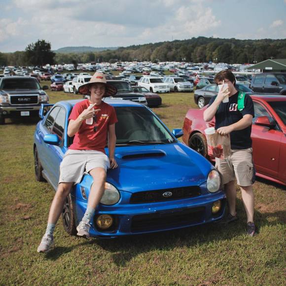 Profile Picture of Matthew Thompson (@matthewthomp558) on Poshmark