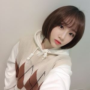 Profile Picture of Euna Kim (@eunakim26534977) on Twitter