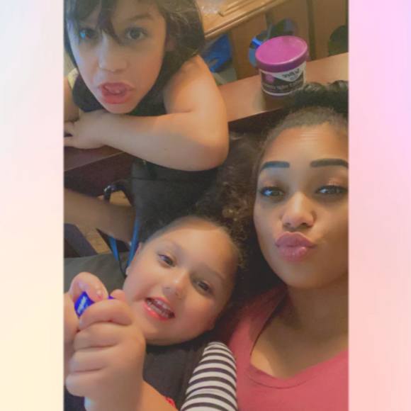 Profile Picture of Brittany Prattis (@bprattis91) on Poshmark