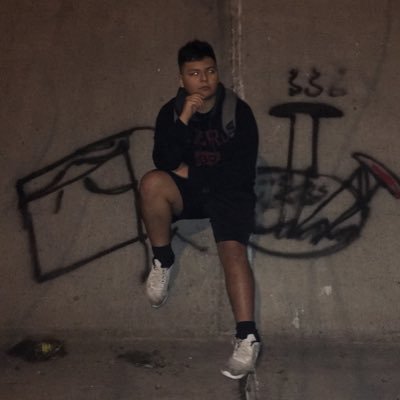 Profile Picture of Chris Loya (@loya_chris) on Twitter