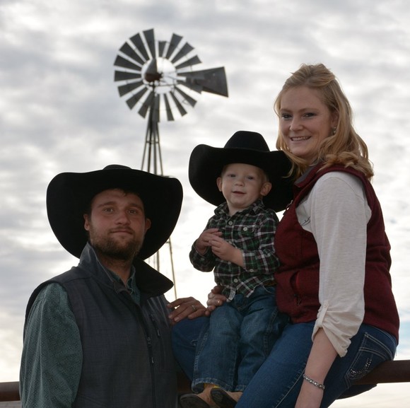 Profile Picture of Jade Foos (@jader_bader) on Poshmark