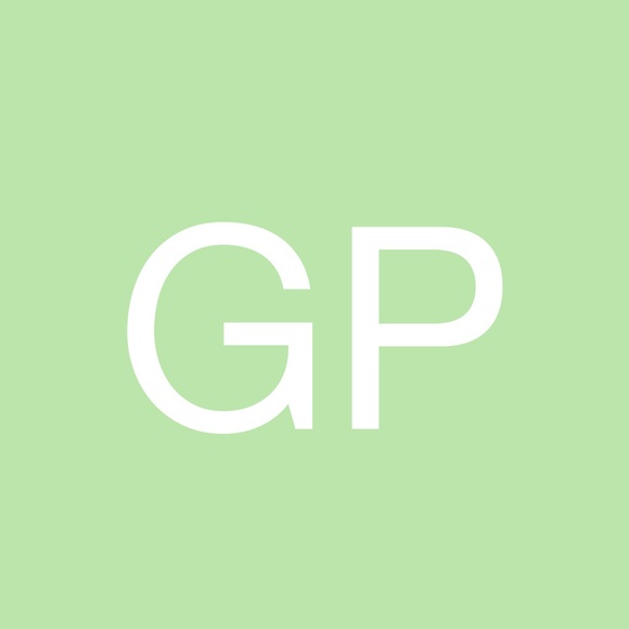 Profile Picture of Grace Pitcher (@grac3nne) on Poshmark