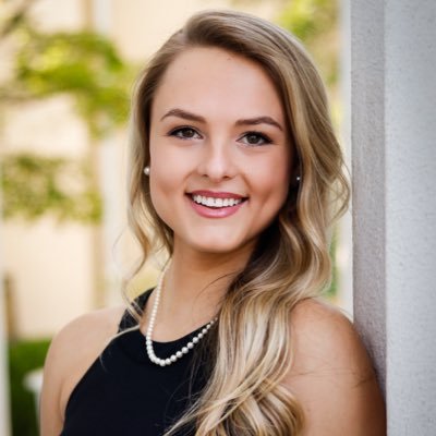 Profile Picture of Carly Adams (@carly_annnnn) on Twitter