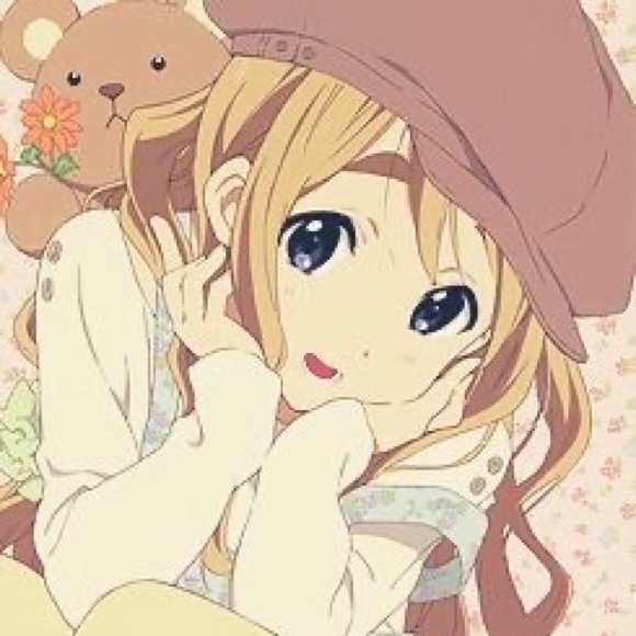 Profile Picture of Jasmine Bolinskey (@mooniiac) on Poshmark