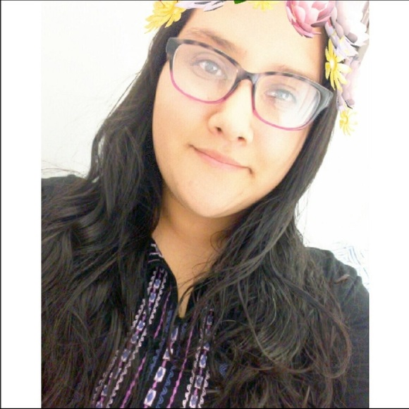 Profile Picture of Lorena Haro (@lorenaharo) on Poshmark