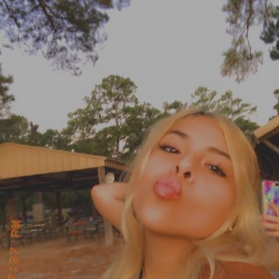 Profile Picture of GRECIA😙 (@almanza_grecia) on Twitter