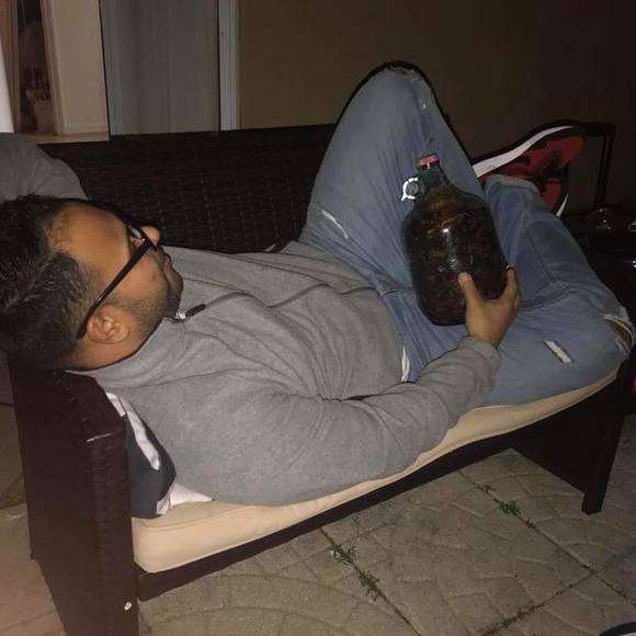 Profile Picture of Luis Saez arocho (@saezluis09) on Poshmark