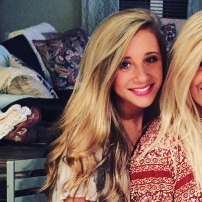 Profile Picture of Lauren McDaniel (@LaurenMcDaniel_) on Twitter