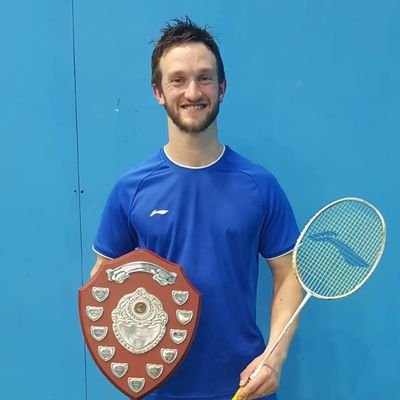 Profile Picture of Tim Hull (@BaddersCoachTIM) on Twitter