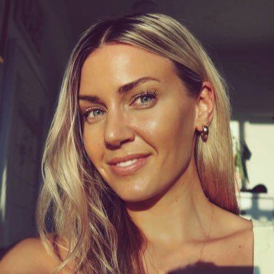 Profile Picture of Kristen McKenzie (@krlstenmckenzie) on Twitter