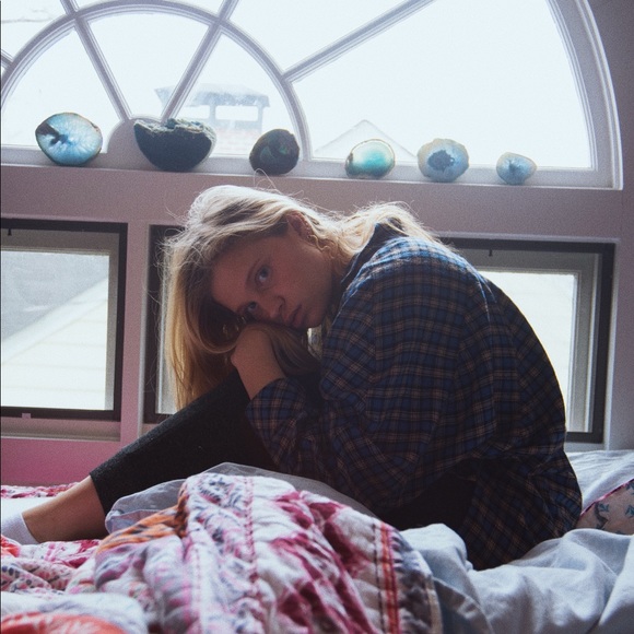 Profile Picture of Claire Manning (@clairepmanning) on Poshmark