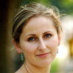 Profile Picture of Phyllis D. Putnam (@msphyllisputnam) on Twitter