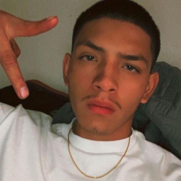 Profile Picture of Elijio Felix (@elijiofelix) on Poshmark