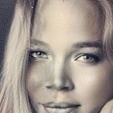Profile Picture of Kristin #NFB #WWE #BOLTS ⚡ (@crazygurl_79) on Twitter