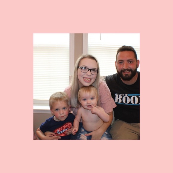 Profile Picture of Jessica Carnley (@mrs_carnley) on Poshmark