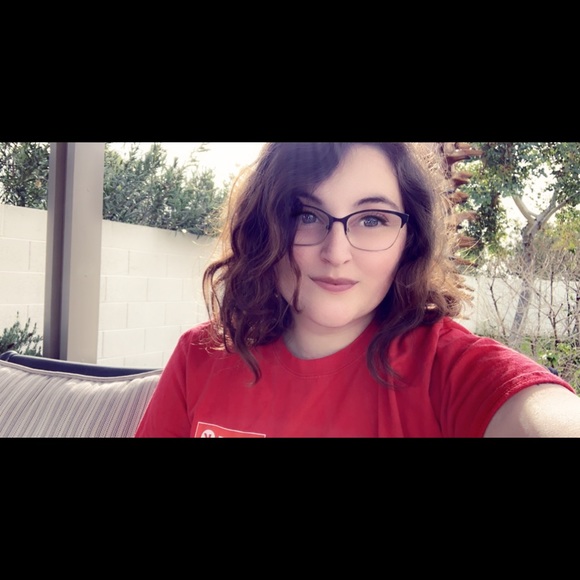 Profile Picture of Brittany Iovinelli (@brittany_cj) on Poshmark