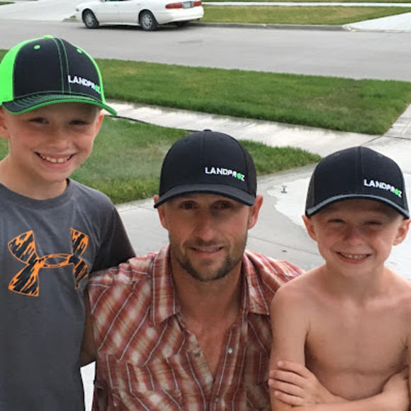 Profile Picture of Corey Hansen (@chansen138) on Poshmark