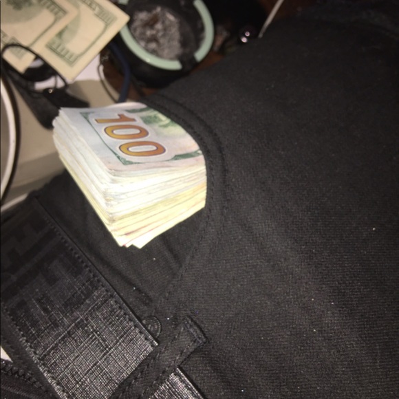 Profile Picture of Julio Jones (@jimmytrue14) on Poshmark