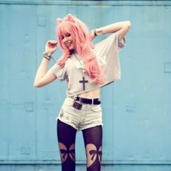 Brandy Krayn - Poshmark Profile Picture of Brandy Krayn (@melvillekraym) on Poshmark