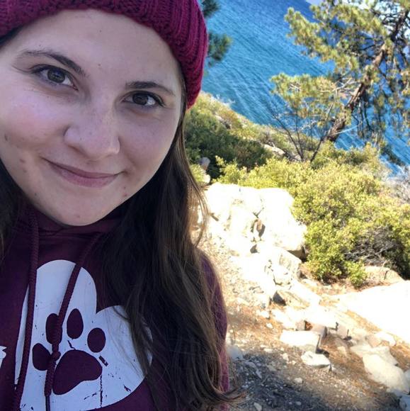 Profile Picture of Monica Michaels (@mnmichaels21) on Poshmark