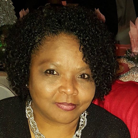 Profile Picture of Elaine Jackson (@ecjack) on Poshmark