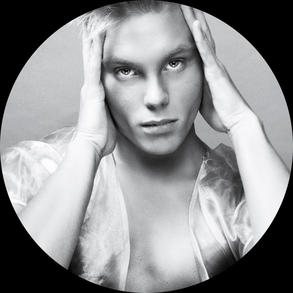 Profile Picture of Garrett Curfman (@garrettcurfman) on Poshmark