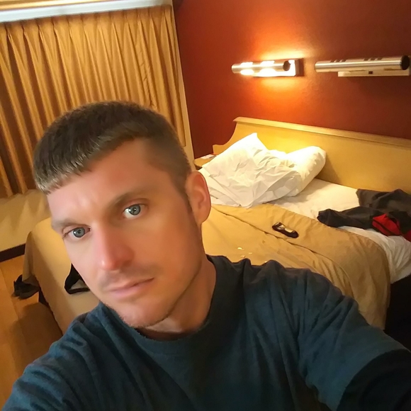 Profile Picture of James Hamrick (@james_hamrick) on Poshmark