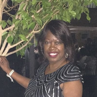 Profile Picture of Wanda Baldwin (@Wandainthe502) on Twitter