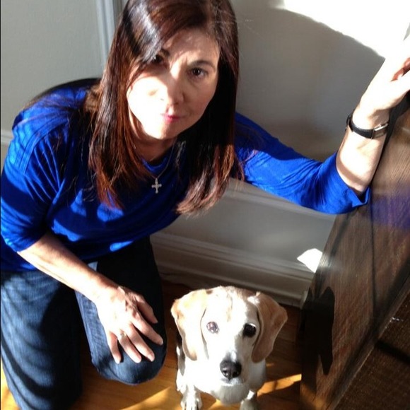 Profile Picture of Carol Chase (@iamkakoc) on Poshmark