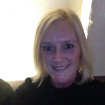 Profile Picture of Jane Miles (@janemiles68) on Twitter