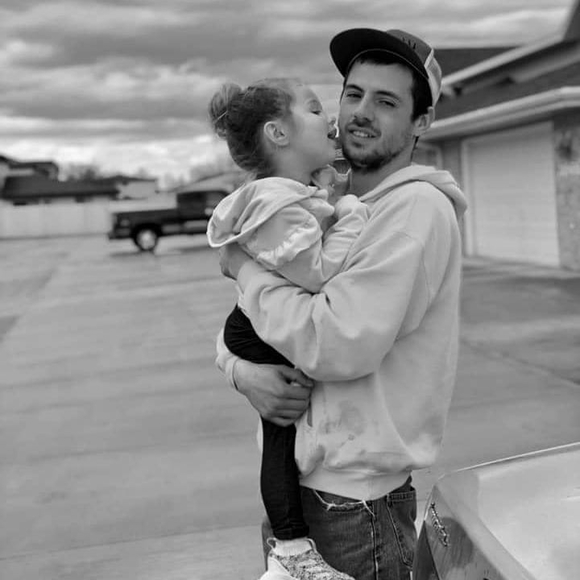 Profile Picture of Robert Habiger (@rhabiger3184) on Poshmark