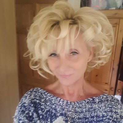 Profile Picture of Sarah Barton (@S_Barton_Author) on Twitter